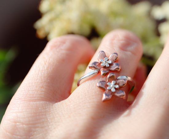 Exquisite Hoya Australis -inspired adjustable ring in Sterling Silver and Rose Gold